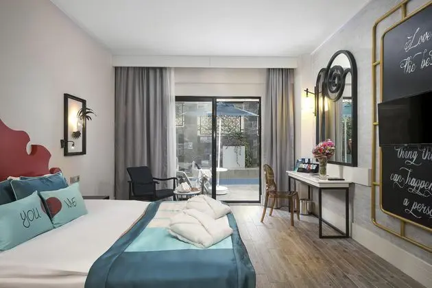 https://images.etstur.com/imgproxy/resize/2560x1440/files/images/hotelImages/etsrooms/509183/Seaden_Valentine_Resort___Spa__16_Adults_Only_20251013131941_0.jpg