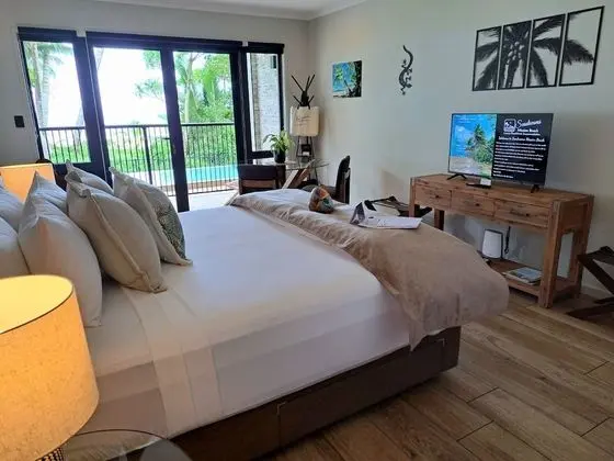 Luxury Oda, 1 En Büyük (King) Boy Yatak, Plaj Manzaralı, Zemin Kat