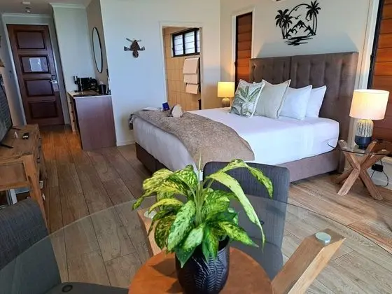 Luxury Oda, 1 En Büyük (King) Boy Yatak, Plaj Manzaralı, Zemin Kat