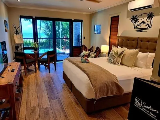 Luxury Oda, 1 En Büyük (King) Boy Yatak, Plaj Manzaralı, Zemin Kat