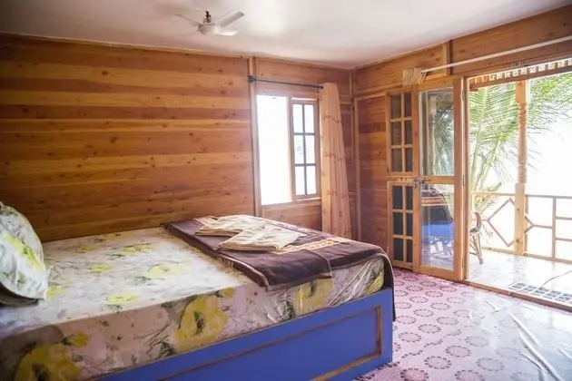 Kır Evi, Deniz Manzaralı, Denize Bakan