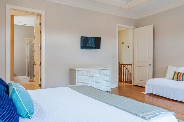 Ev, Birden Çok Yatak, Balkon, Havuz Manzaralı