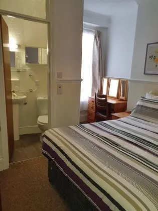 Standard Apart Daire, Özel Banyo
