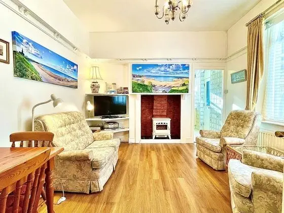 Apart Daire, Banyolu/Duşlu, Avlu Manzaralı (1B)
