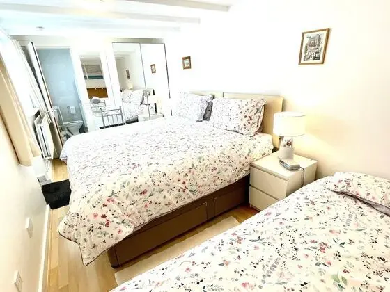 Apart Daire, Banyolu/Duşlu, Avlu Manzaralı (1B)