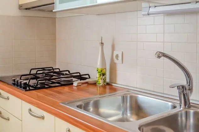 Ev (Three Bedroom Holiday Home with Sea V)