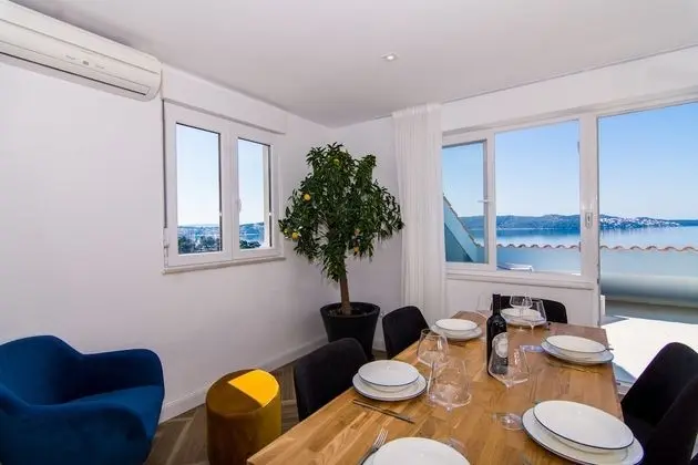 Deluxe Apart Daire, Deniz Manzaralı
