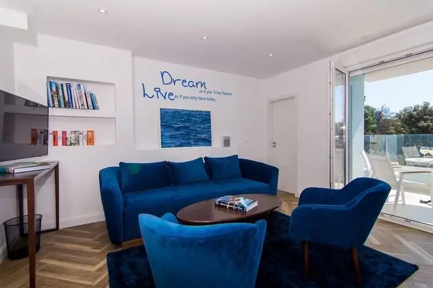Deluxe Apart Daire, Deniz Manzaralı