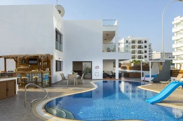 Villa, Kişiye Özel Havuzlu, Deniz Manzaralı (No.5)