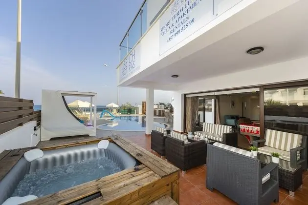Villa, Kişiye Özel Havuzlu, Deniz Manzaralı (No.5)