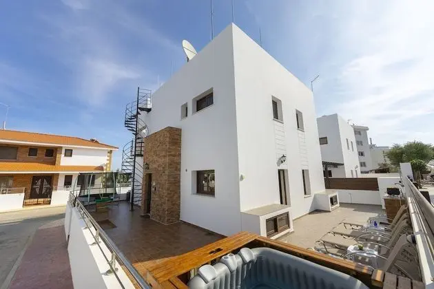 Villa, Sıcak Su Havuzu (No.7)