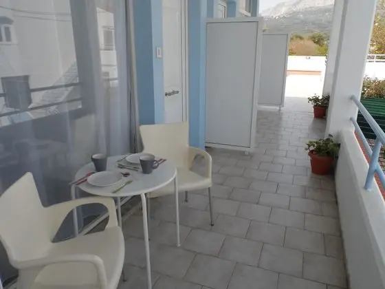 Stüdyo, Kısmi Deniz Manzaralı (for 2)