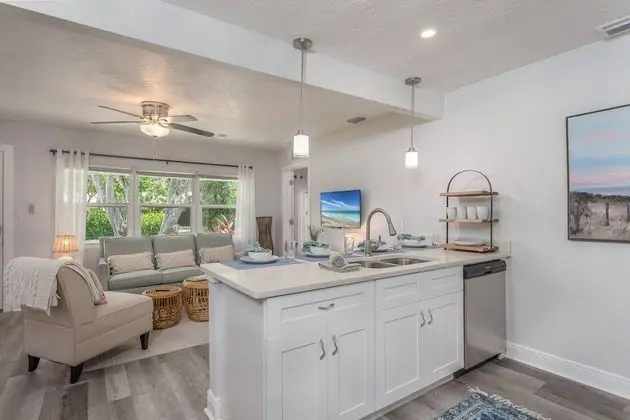 Ev (Seagrass Cottage)