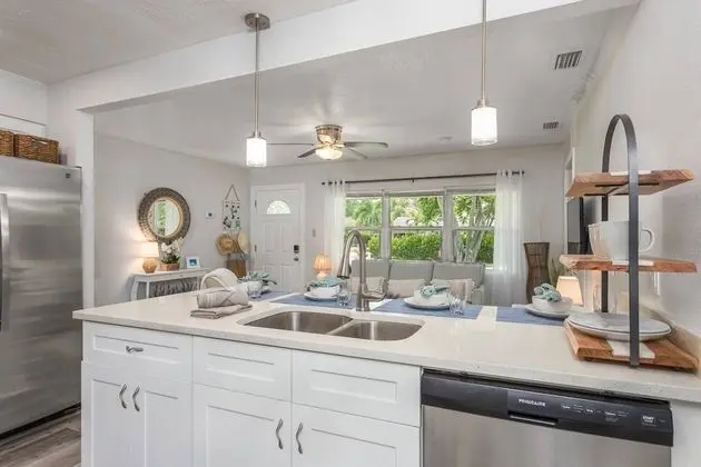 Ev (Seagrass Cottage)