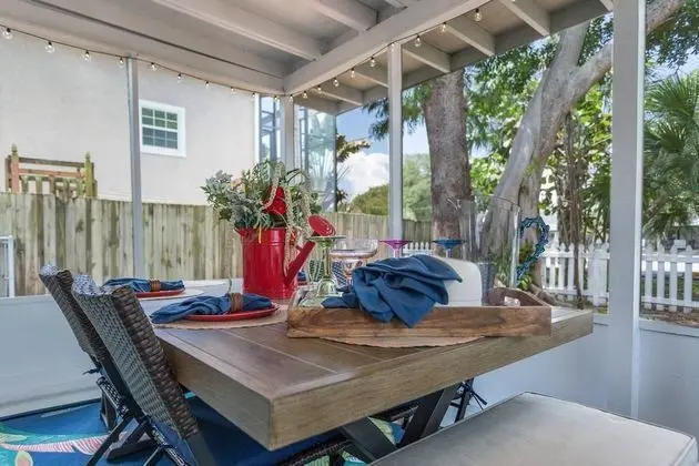 Ev (Seagrass Cottage)