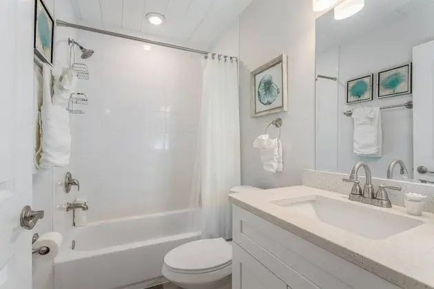 Ev (Seagrass Cottage)