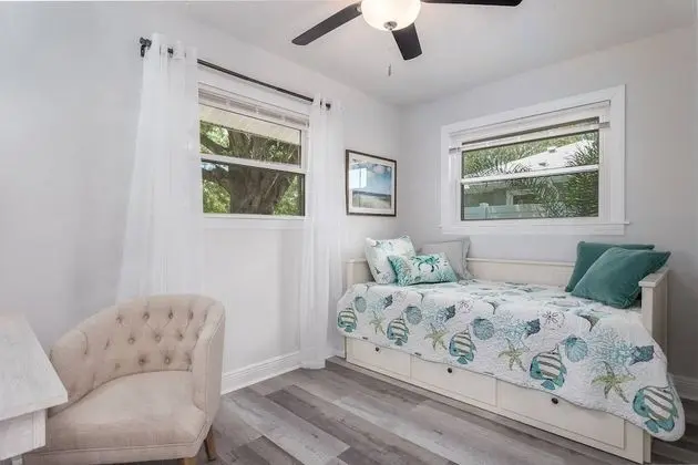 Ev (Seagrass Cottage)