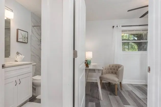 Ev (Seagrass Cottage)