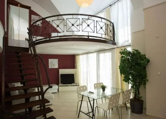 Deluxe Dublex Oda, Havuz Manzaralı, Balkon veya Teraslı