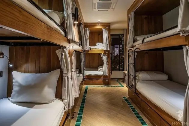 Ortak Ranzalı Oda, Karma Ranzalı Oda (Bed)