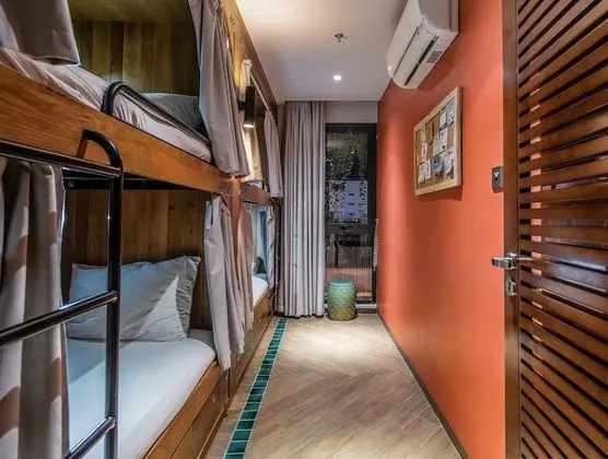Ortak Ranzalı Oda, Karma Ranzalı Oda (Bed)