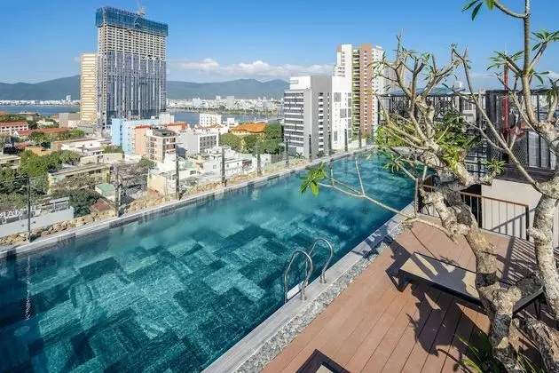 Çatı Katı (Loft), Küvet, Nehir Manzaralı