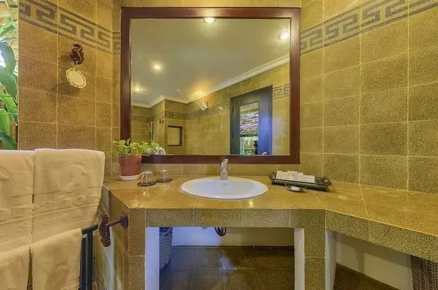 Bungalov, Bahçe Manzaralı
