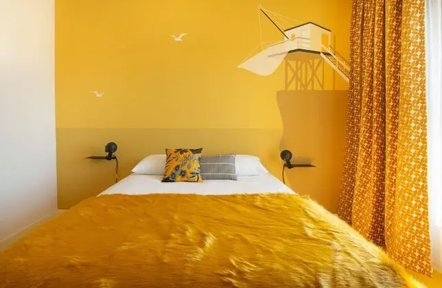 Panoramic Tek Büyük Yataklı Oda