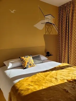 Panoramic Tek Büyük Yataklı Oda