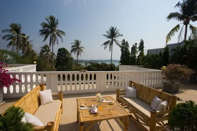 5-Bedrooms Private Pool Villa