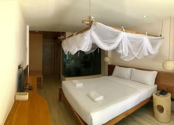 Deluxe Tek Büyük Yataklı Oda