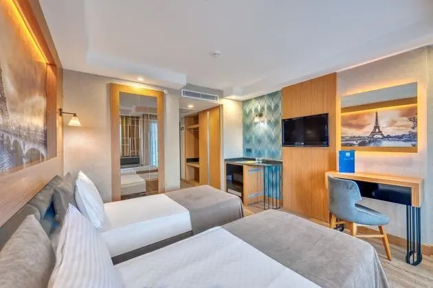 https://imagessl.etstur.com/files/images/hotelImages/TR/51780/l/Sealife-Family-Resort-Hotel-Oda-295195.jpg