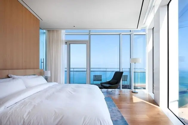 Corner Suite - Breakfast, Sauna and Swimming pool for 2 guests - Extra person fee upon check-in