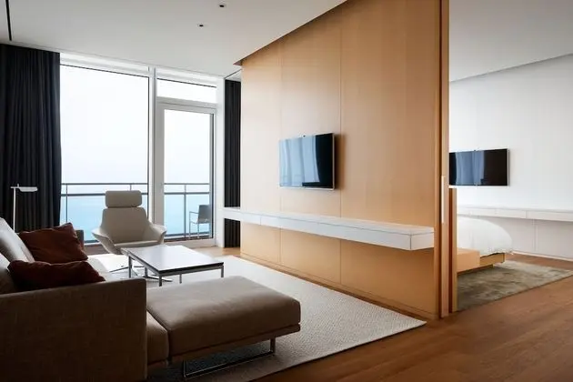 Executive Suite - Breakfast, Sauna and Swimming pool for 2 guests - Extra person fee upon check-in