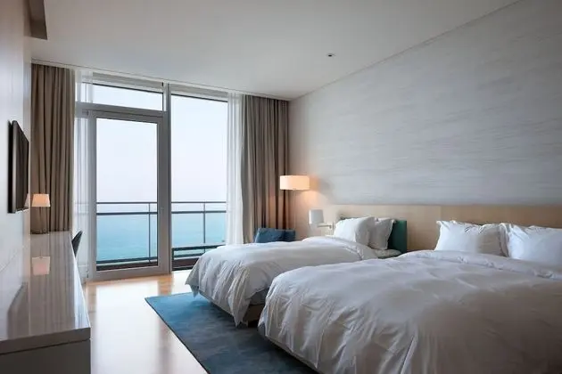 Premium Deluxe Twin-Breakfast, Sauna and Swimming pool for 2 guests- Extra person fee upon check-in