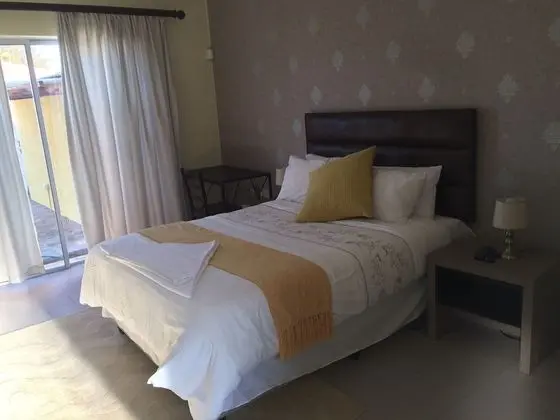 Comfort Tek Büyük Yataklı Oda, 1 Çift Kişilik Yatak, Sigara İçilmez, Bahçe Manzaralı