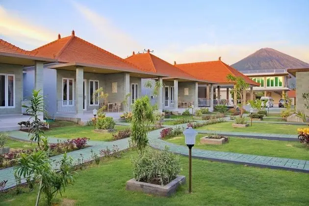 Deluxe Tek Büyük veya İki Ayrı Yataklı Oda, Bahçe Manzaralı