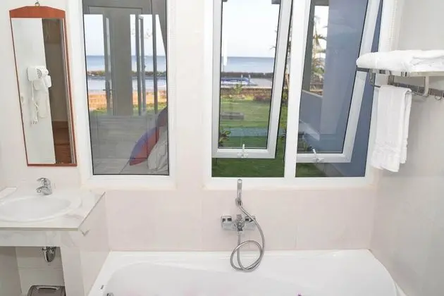Deluxe Tek Büyük veya İki Ayrı Yataklı Oda, Deniz Manzaralı