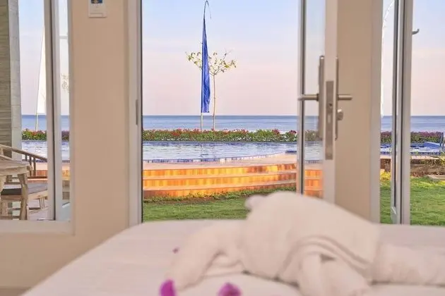 Deluxe Tek Büyük veya İki Ayrı Yataklı Oda, Deniz Manzaralı