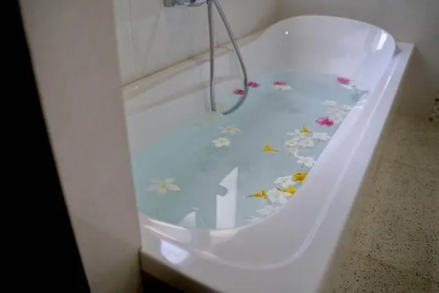 Deluxe Tek Büyük veya İki Ayrı Yataklı Oda, Deniz Manzaralı