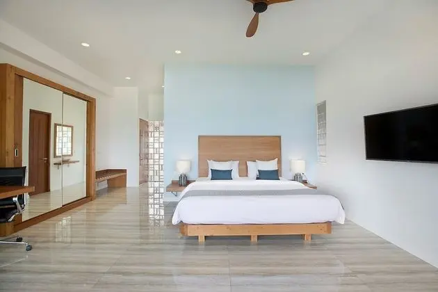Luxury Villa, 4 Yatak Odası, Deniz Manzaralı, Denize Sıfır