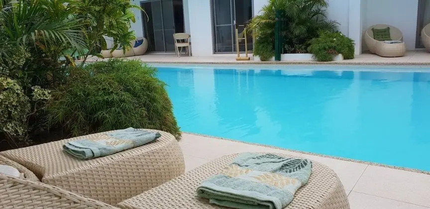 Deluxe Süit, Havuz Kullanımı, Havuz Manzaralı