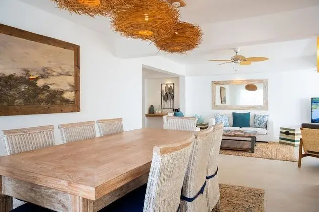 Villa, Denize Sıfır