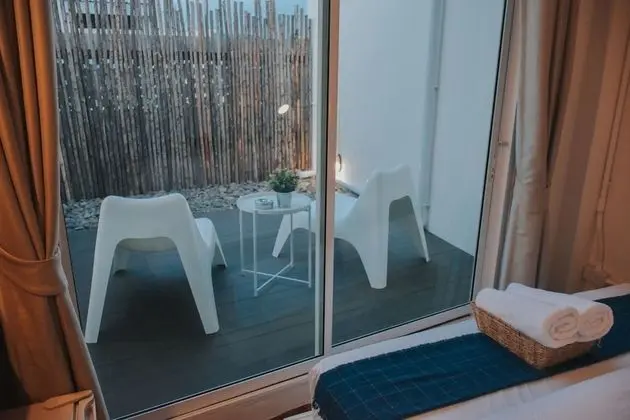 Standard Room with Garden View