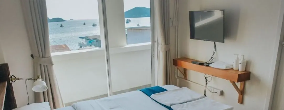 Standard Room with Sea View