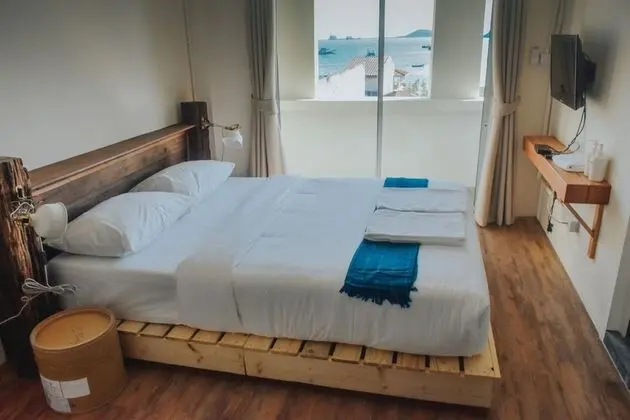 Standard Room with Sea View