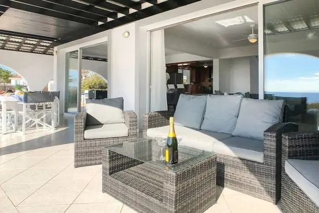 Villa, 4 Yatak Odası, Kişiye Özel Havuzlu, Deniz Manzaralı
