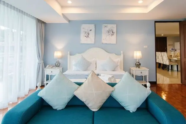 Deluxe Süit, 3 Yatak Odası, Küçük Mutfak, Kısmi Deniz Manzaralı