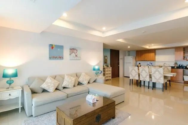 Deluxe Süit, 3 Yatak Odası, Küçük Mutfak, Kısmi Deniz Manzaralı