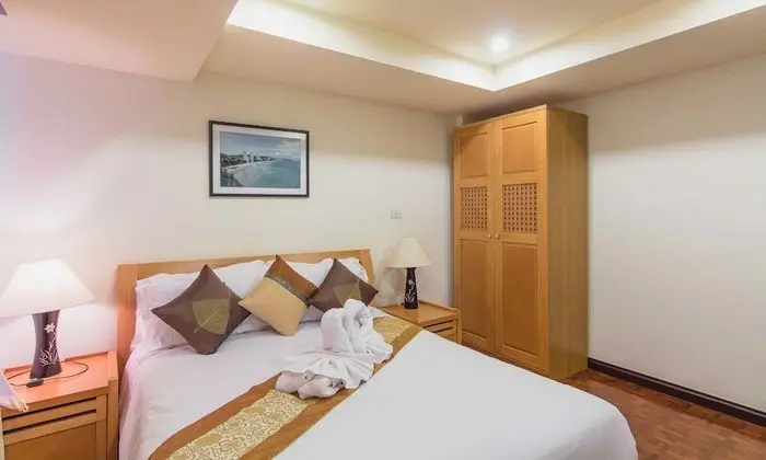 2 Bedroom P-4E